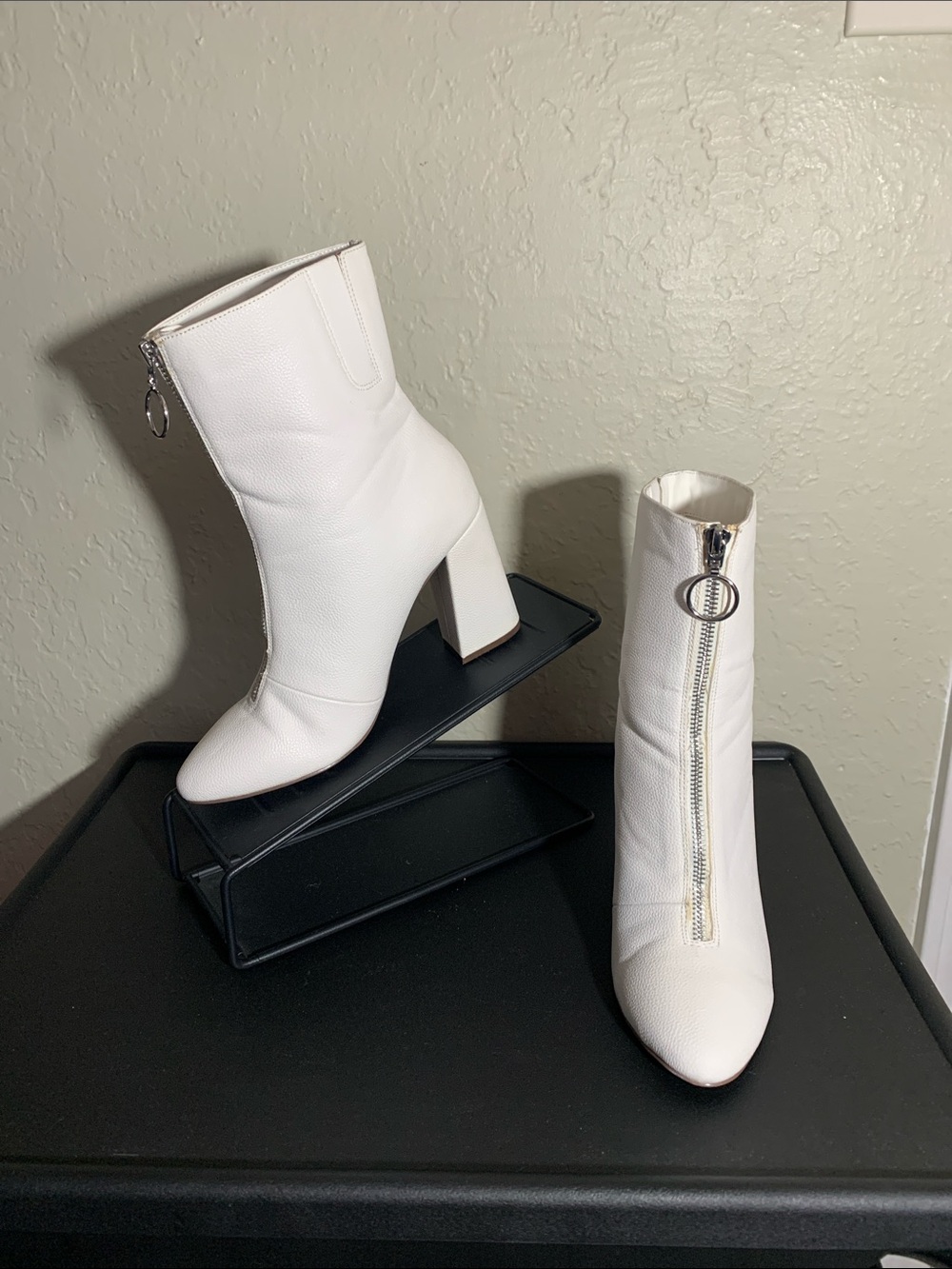 Who What Wear White Front-Zip Ring-Pull Block Heel Ankle Boots